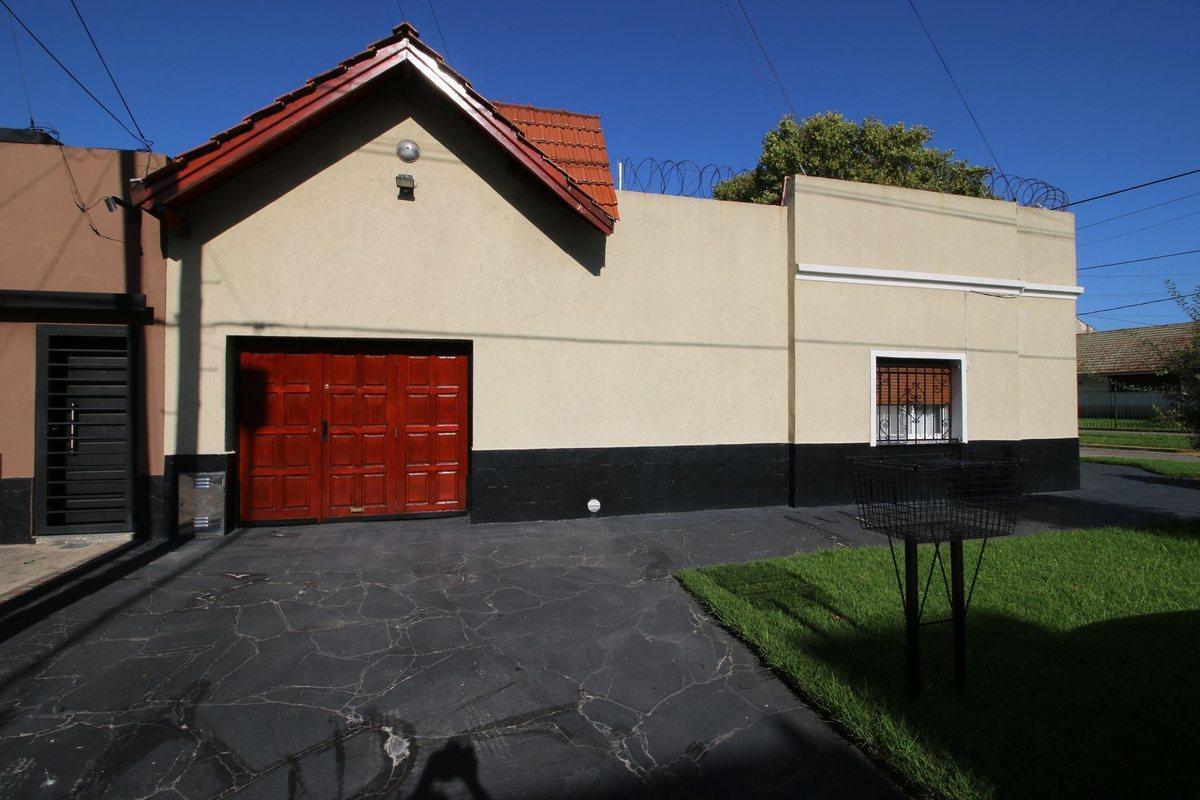 Foto de VENTA CASA EN OCHAVA EXCELENTE ESTADO, imagen 2
