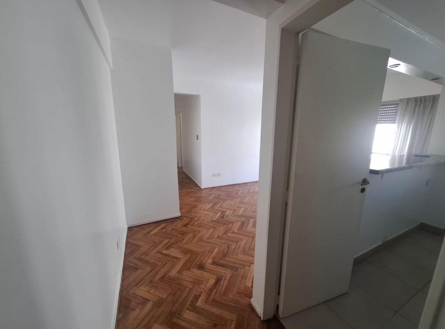Foto de VENTA DEPTO. 3 AMB-PISO 10-LUMINOSO-RECOLETA, imagen 2