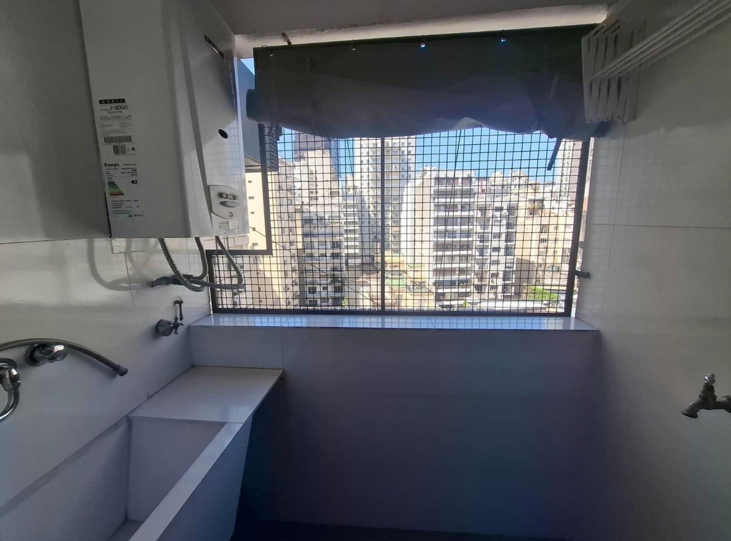 Foto de VENTA DEPTO. 3 AMB-PISO 10-LUMINOSO-RECOLETA, imagen 4