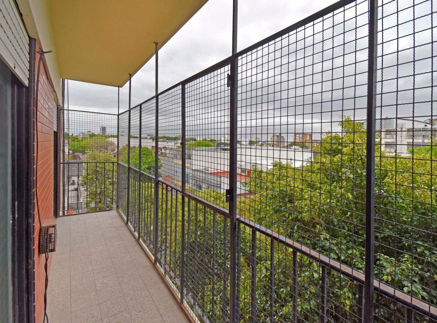 Foto de VENTA 3 AMBIENTES VILLA GRAL. MITRE, imagen 5