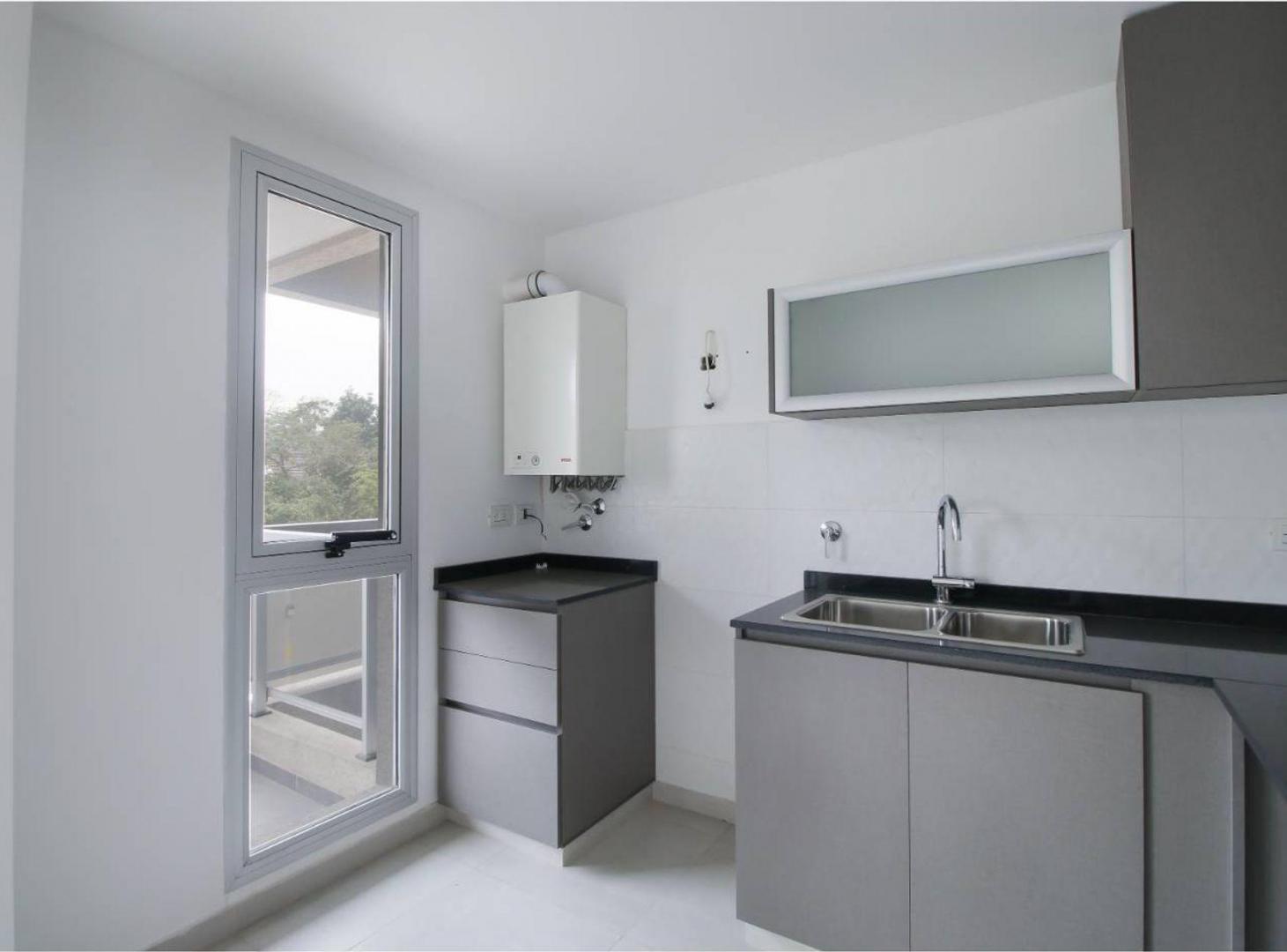 Foto de VENTA DEPARTAMENTO 2 AMB C/COCHERA QUILMES CENTRO, imagen 4