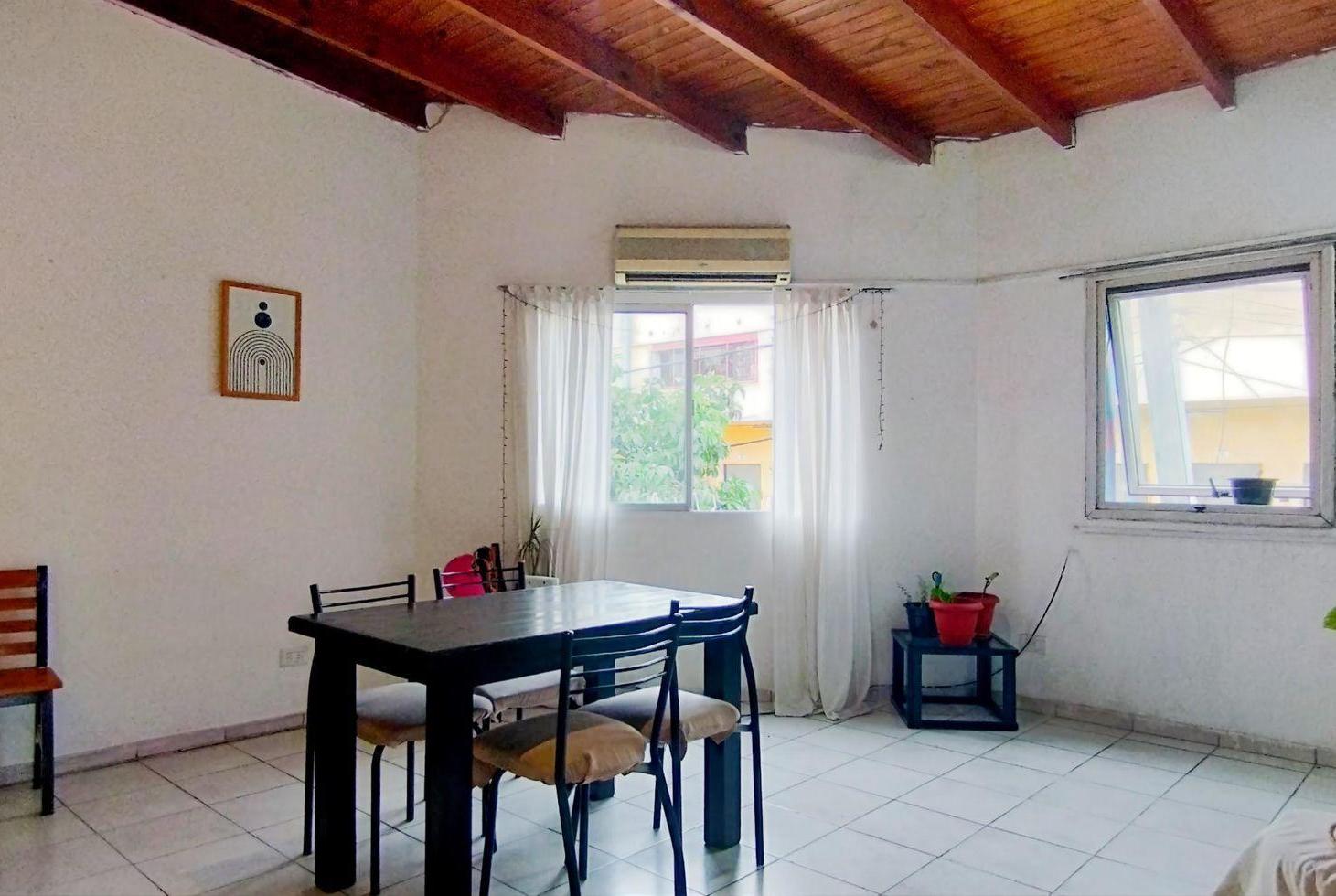 Foto de OPORTUNIDAD EN SARANDÍ -6 MONOAMBIENTES + GARAGE, imagen 4
