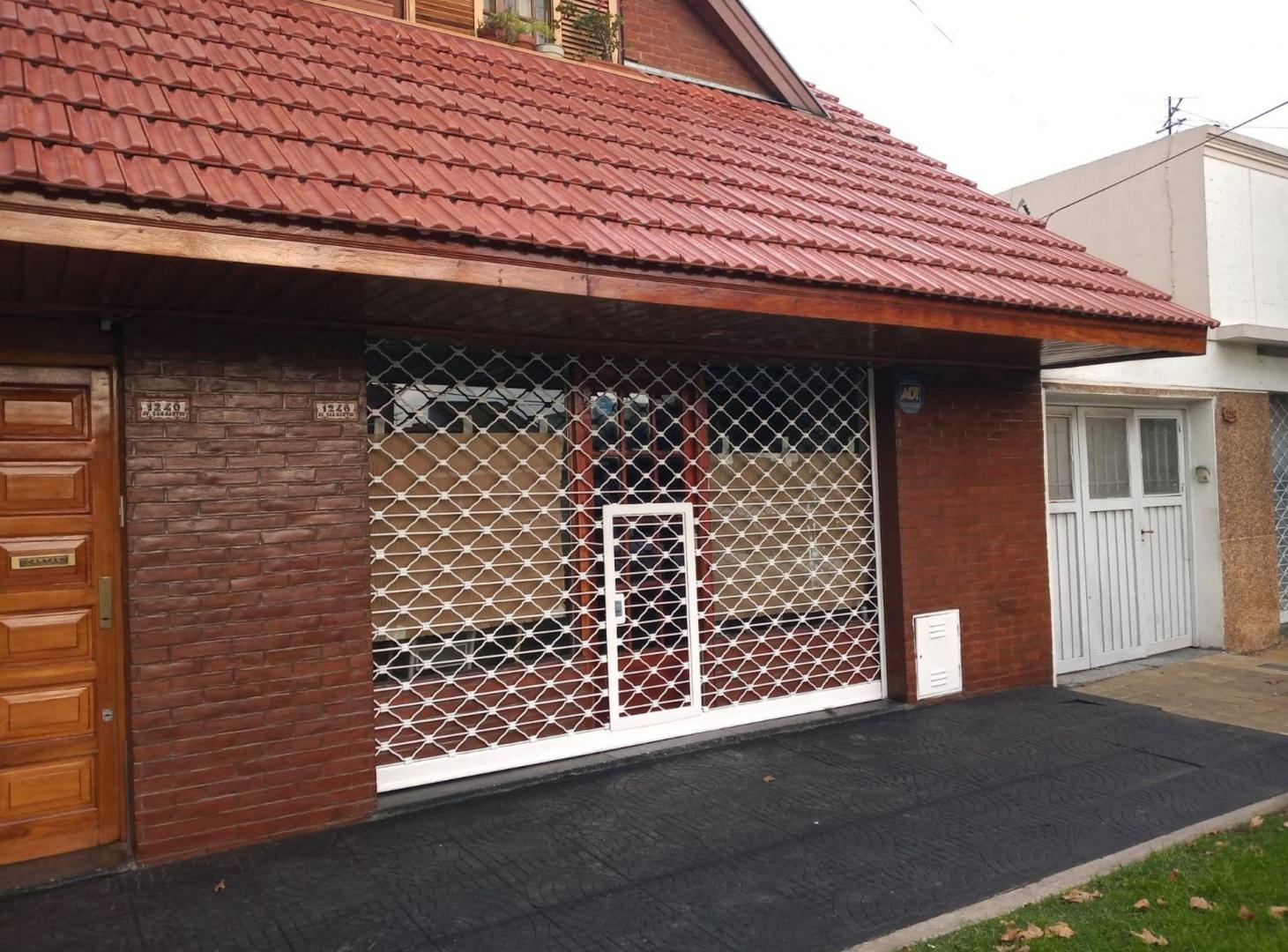 Foto de ALQUILER DE LOCAL COMERCIAL EN LANÚS, imagen 2