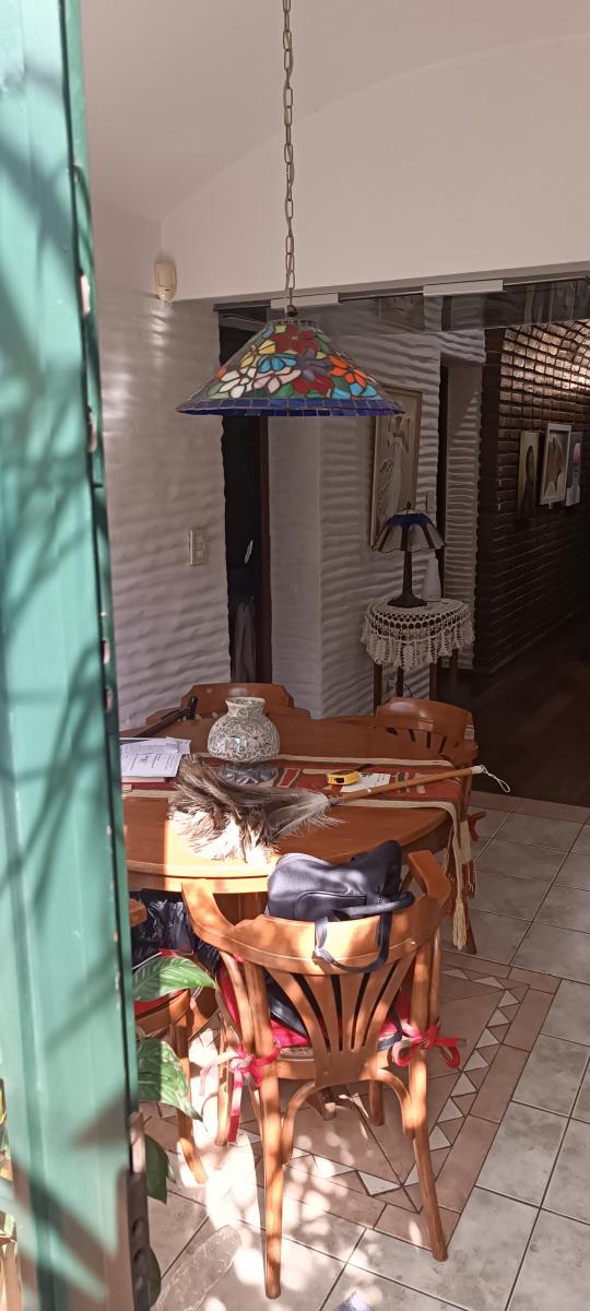 Barrio República de La Sexta Casa Cinco Dorm. con Patio y Cochera 2