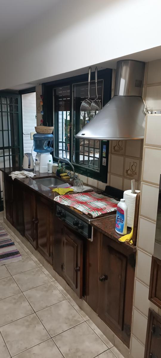 Barrio República de La Sexta Casa Cinco Dorm. con Patio y Cochera 1