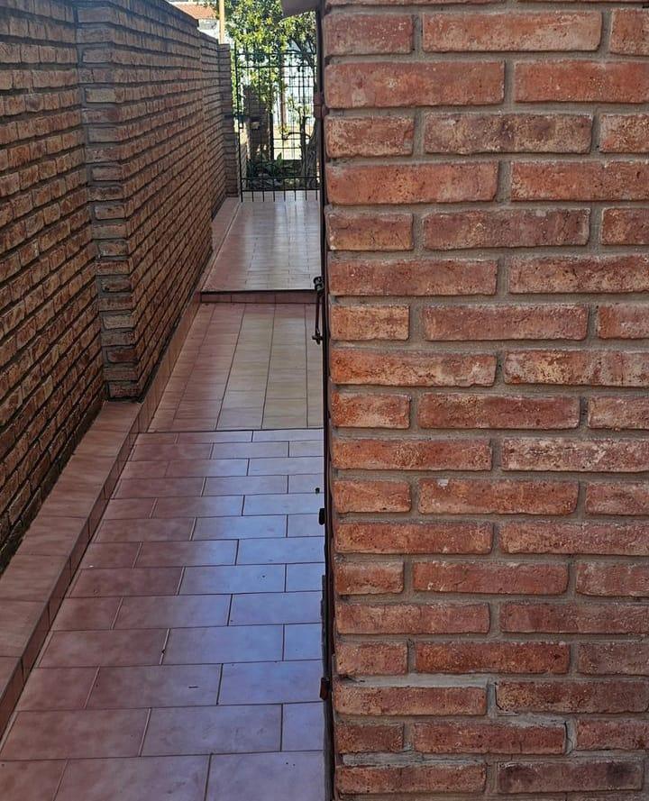 Casa en Venta en Barrio Santa Rita 3 Dorm. 3