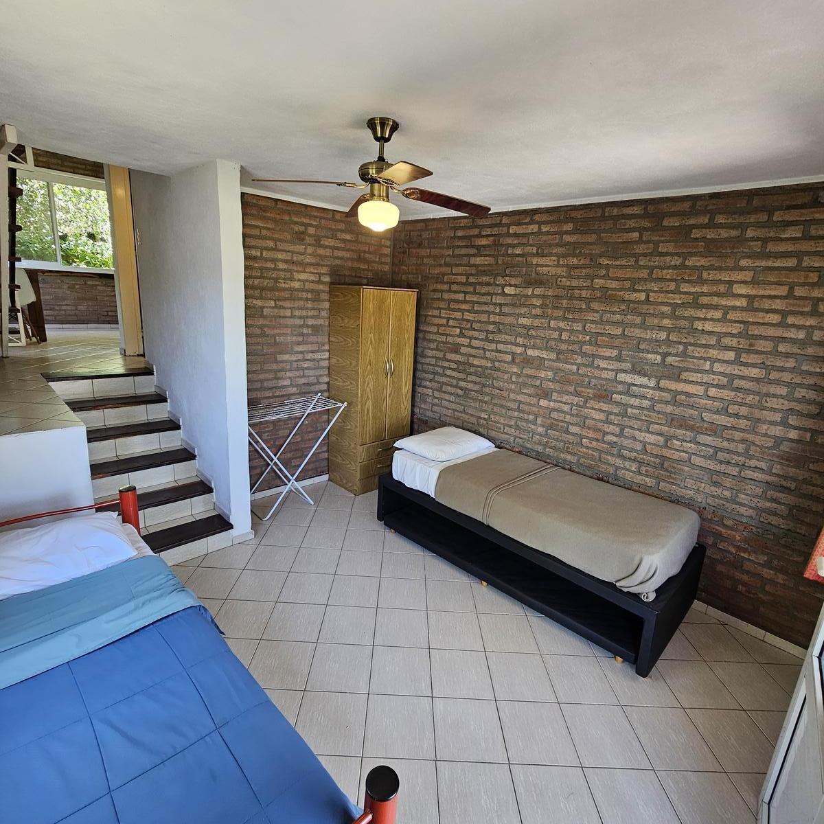 Foto de COMPLEJO DE 8 CABAÑAS CON VISTA AL LAGO, 4000MT2 DE LOTE - CALLE, imagen 4