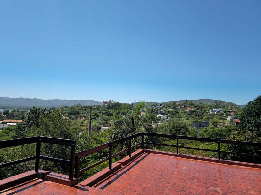 Casa en Venta 6 Dorm. en Villa Carlos Paz 3