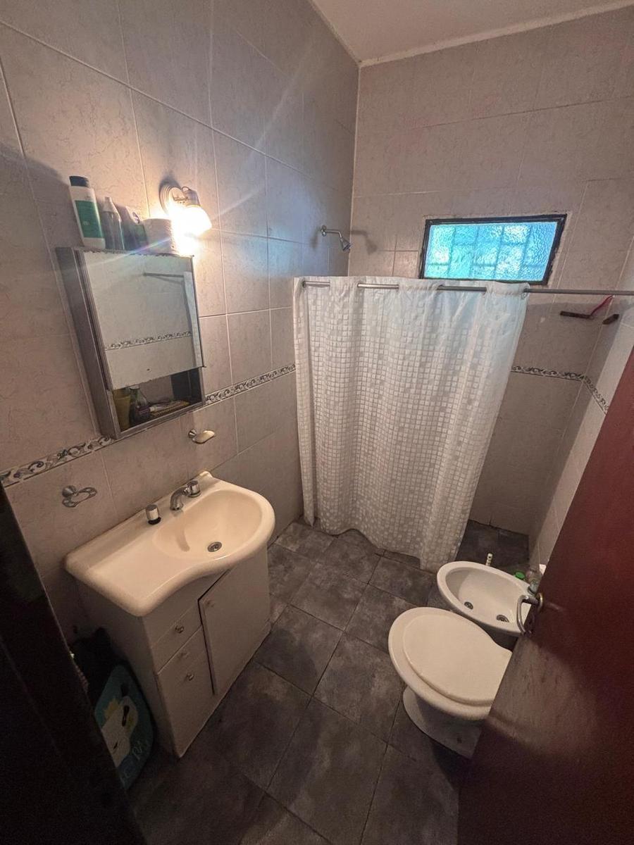 Casa en Venta Dos Dorm. en Playas de Oro 4