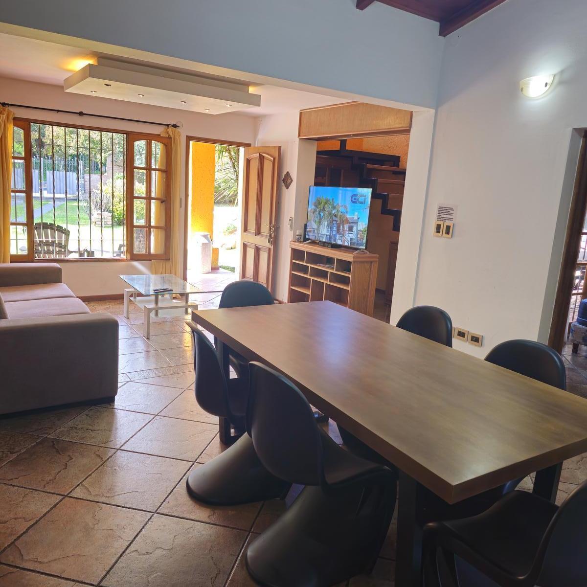 Casa en Venta en Villa Carlos Paz 3 Dorm. 4