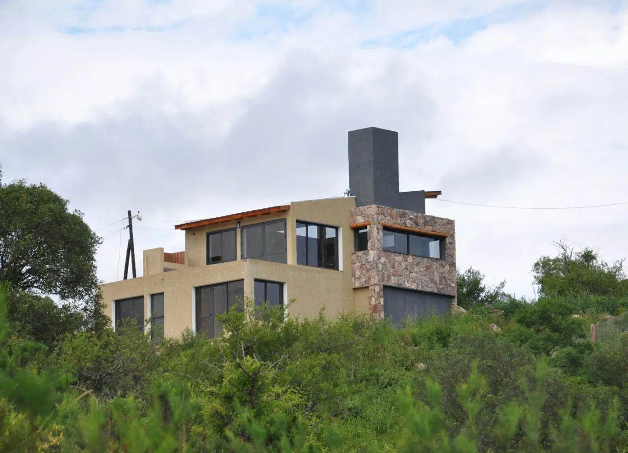 Casa en venta con vista en Estancia Vieja, terraza amplia. 1