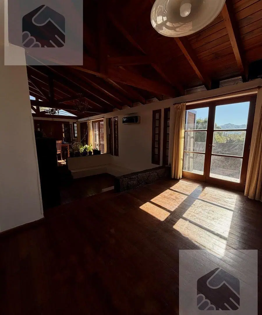 Casa en venta en Costa Azul con 4 dormitorios, pileta y sauna 3
