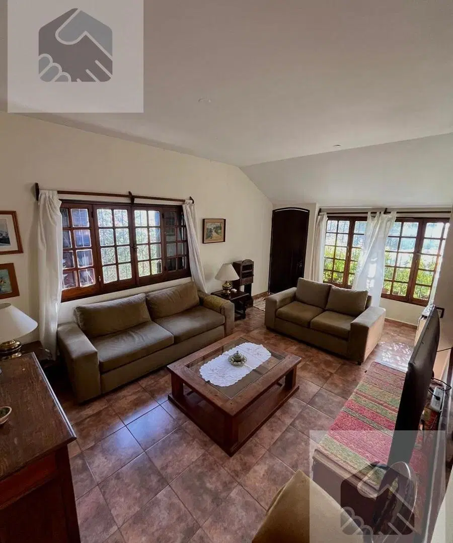 Casa 4 dormítorios 3 baños 2 cocheras | Costa Azul 4