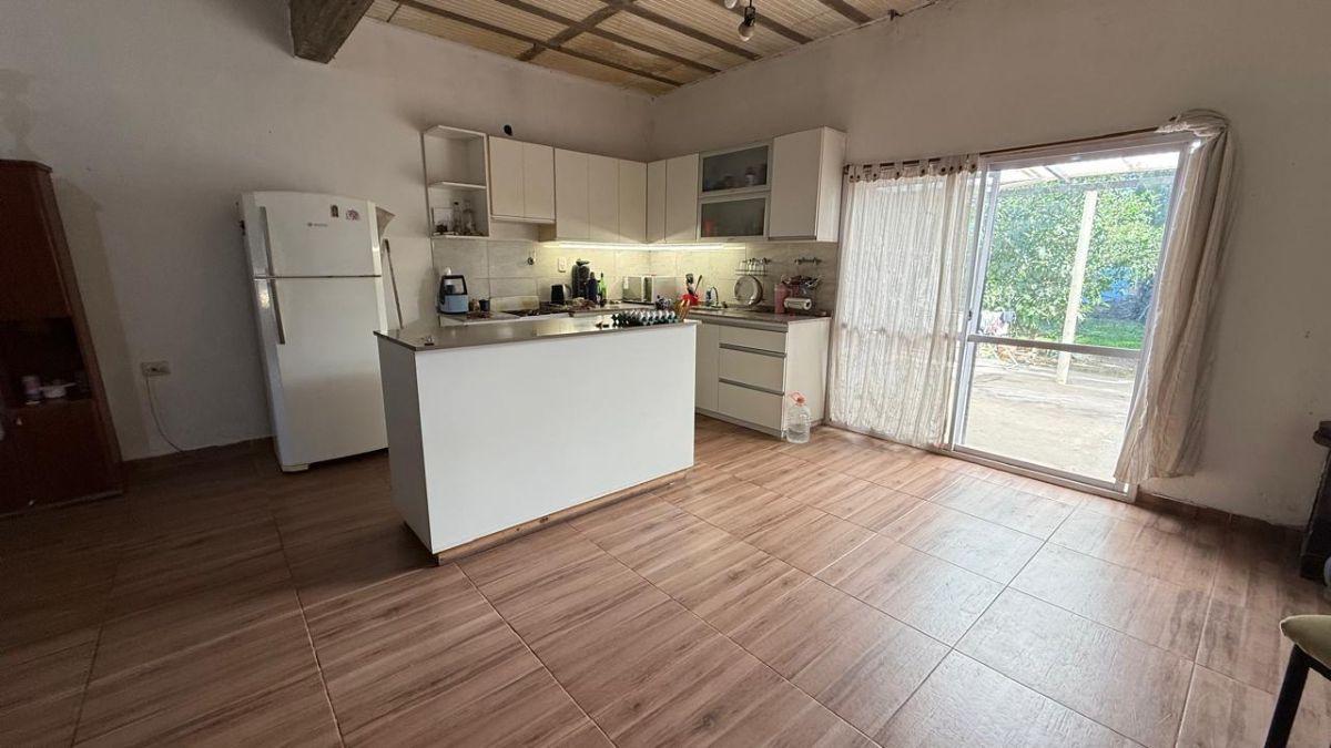 Foto de Casa con 285 m² y 2 dormitorios en venta en BARRIO AMELIA Villa Amelia, imagen 2