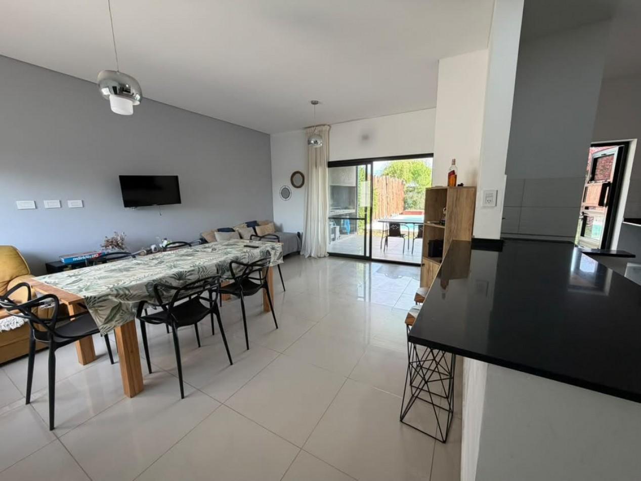 Foto de VENTA - CASA EN ALVAREZ, imagen 5