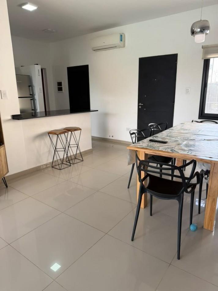 Foto de VENTA - CASA EN ALVAREZ, imagen 3