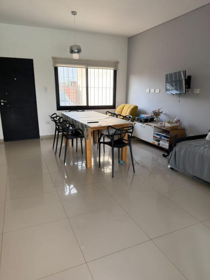 Foto de VENTA - CASA EN ALVAREZ, imagen 4