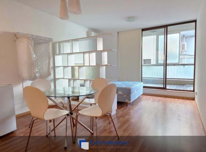 MONOAMBIENTE CON BALCON EN BELGRANO 4