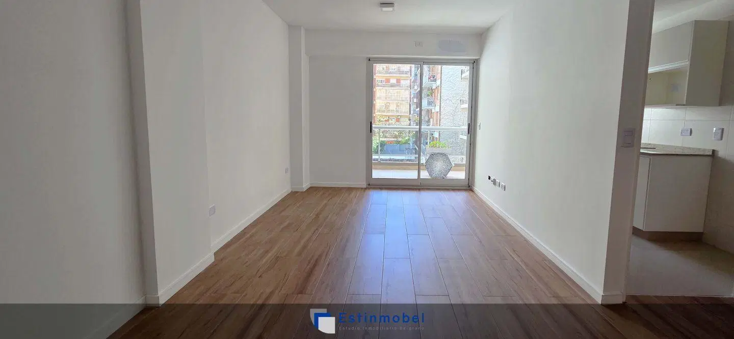 ALQUILER | 2 AMBIENTES | 51 M2 | BALCON | 5 AÑOS | FRENTE A PARQUE ALBERTI  | BE 4