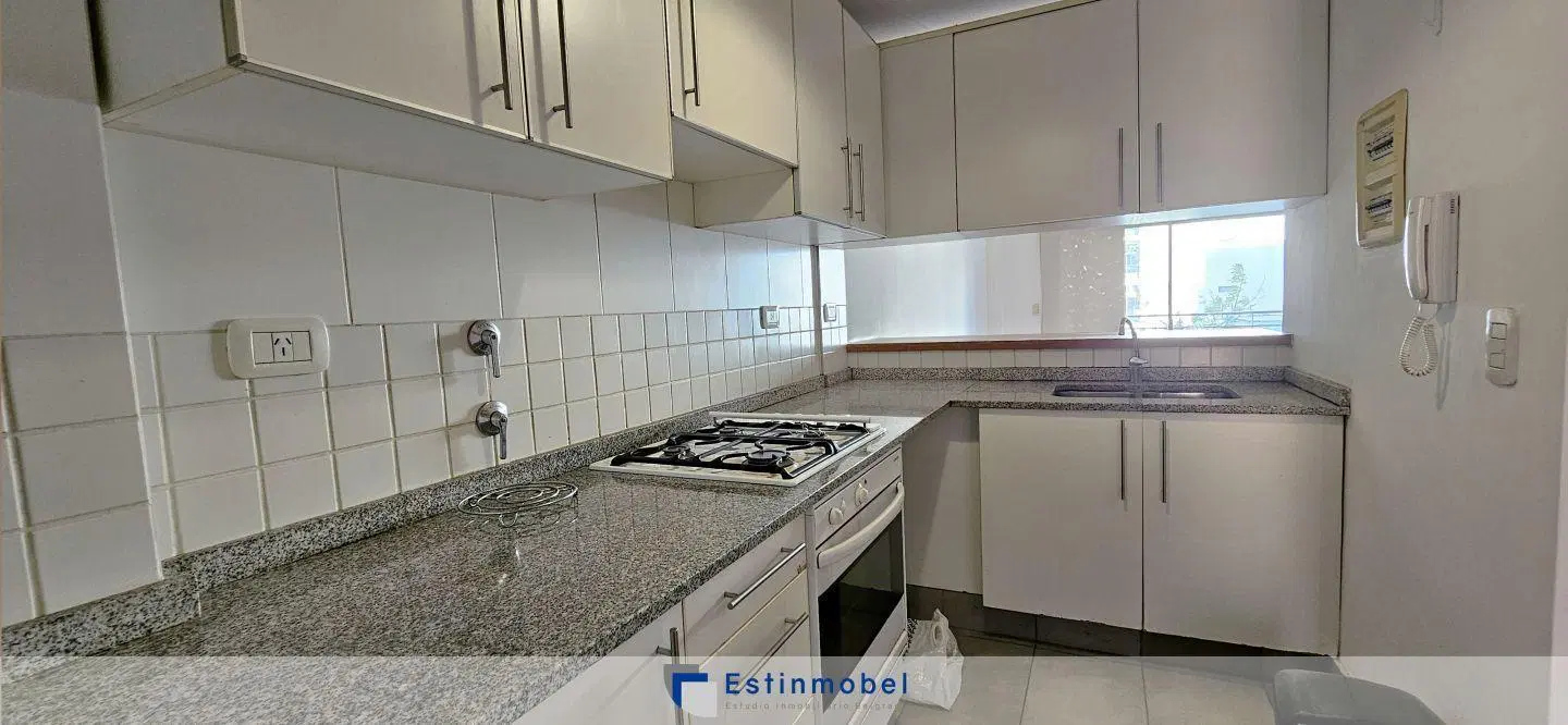 SEMIPISO | 2 AMBIENTES | 2 BALCONES |  2 BAÑOS | PILETA | 57M2 | 17AÑOS | BELGRA 8