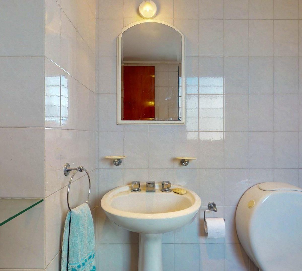 Casa APTO BANCO en Venta en La Plata ubicado en La Plata,  G.B.A. Zona Sur