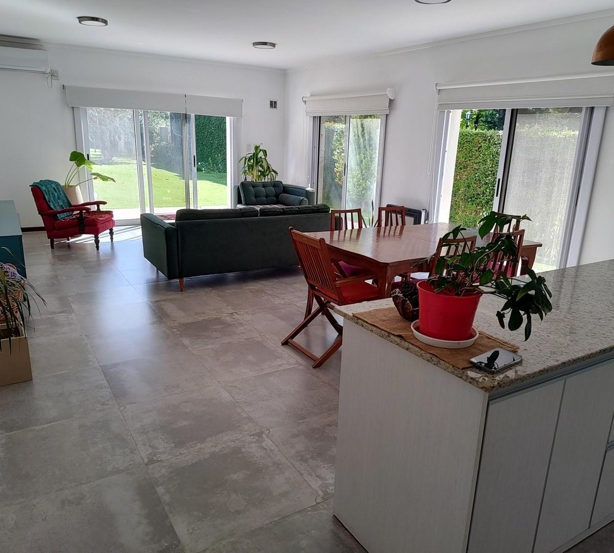 Casa en Venta en Manuel B. Gonnet, La Plata, G.B.A. Zona Sur