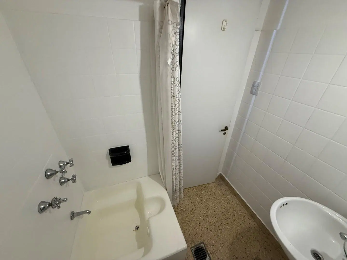 Departamento  en Venta  Zona Facultades, excelente estado y renta 3