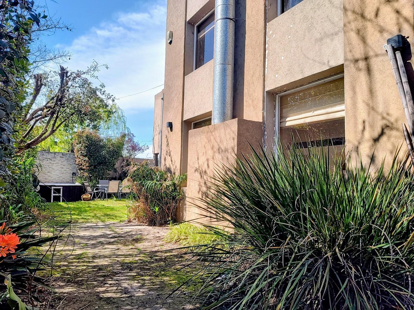 Foto de Casa en Venta en City Bell, La Plata, G.B.A. Zona Sur, imagen 1