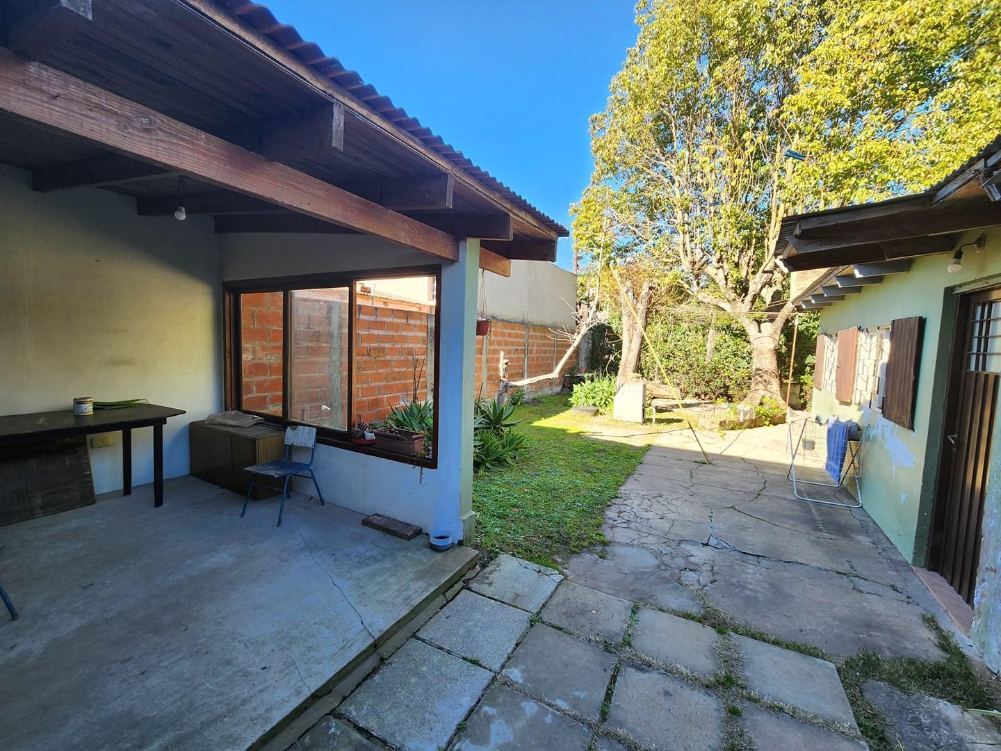 Foto de Lote y Casa en Venta ubicado en City Bell, La Plata, G.B.A. Zona Sur, imagen 2