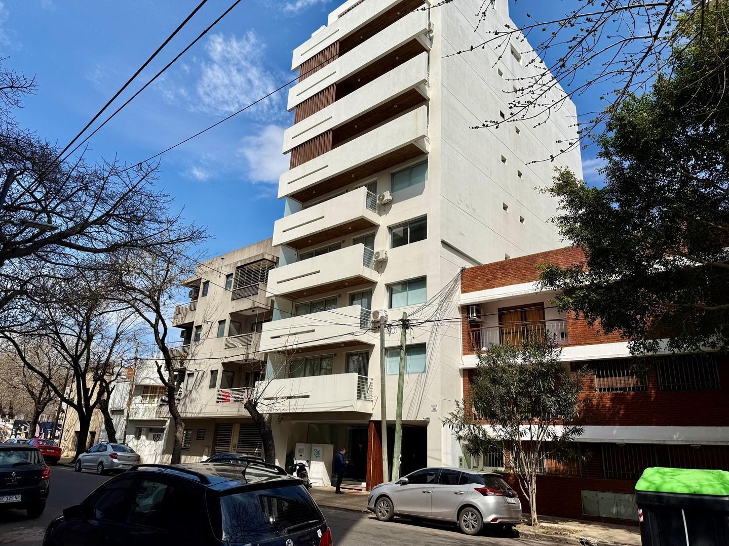 Foto de Departamento Semipiso en Venta de categoría en La Plata, imagen 2