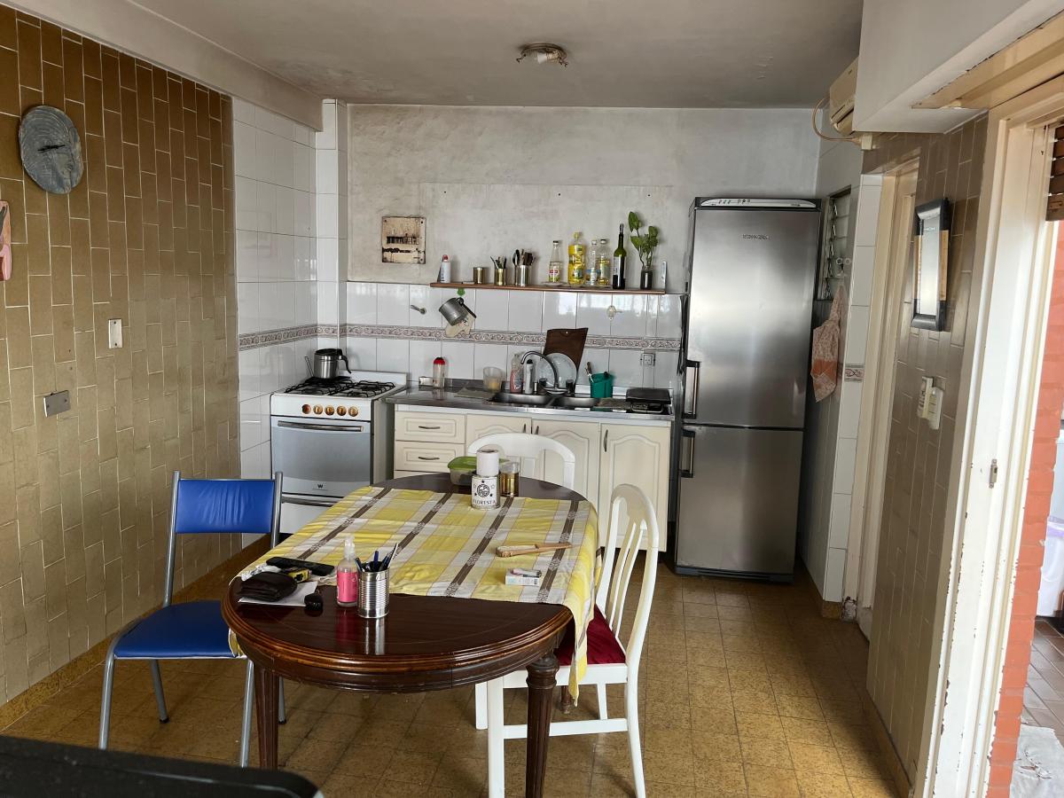 Casa Venta 5 Ambientes Versalles 3