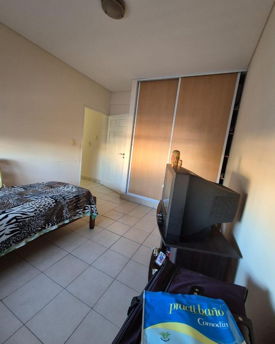 Foto de VENTA de PH 3 AMBIENTES en LINIERS, imagen 2