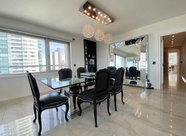 Le Parc Departamento en Venta 4 Ambientes 2 Cocheras y Baulera - Puerto Madero 1