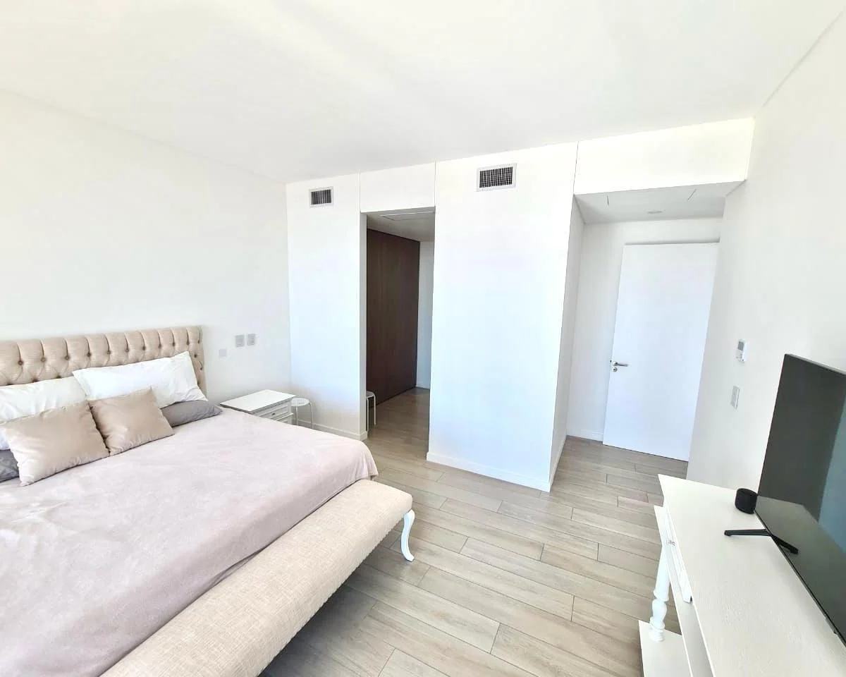Venta Departamento 4 Ambientes en Sls Puerto Madero 2