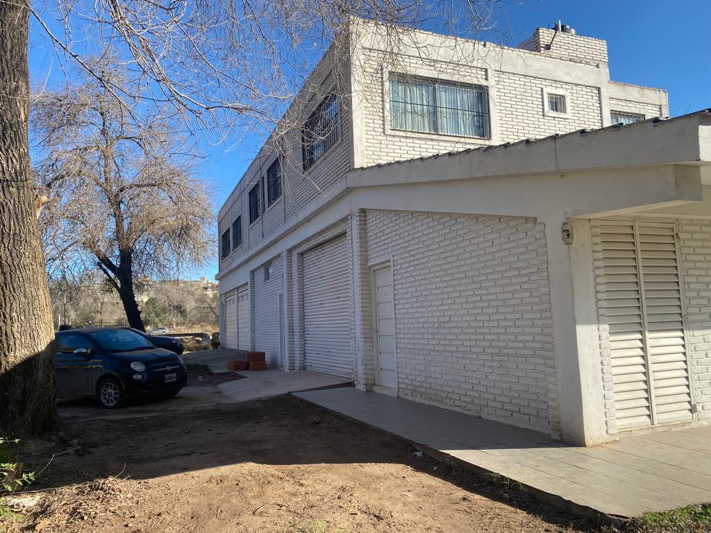 Villa Allende Cumbre, Venta de Galpón con Oficinas 2
