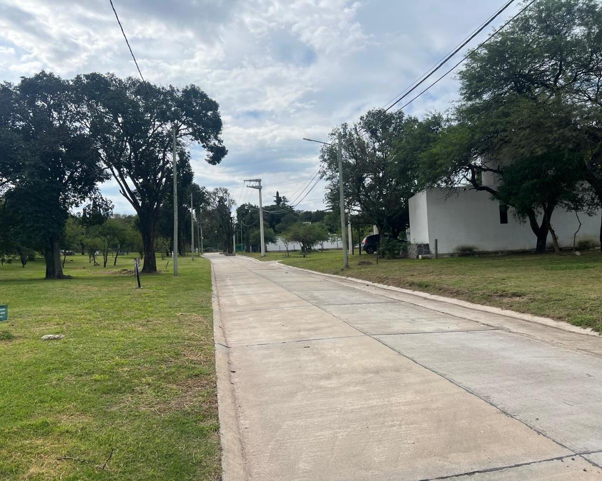 Lotes Uniquillo Barrio Cerrado La Adela 2