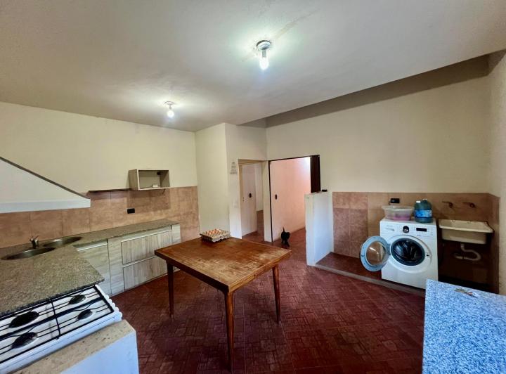 casa de tres dormitorios mas dependencia quincho y pileta 5