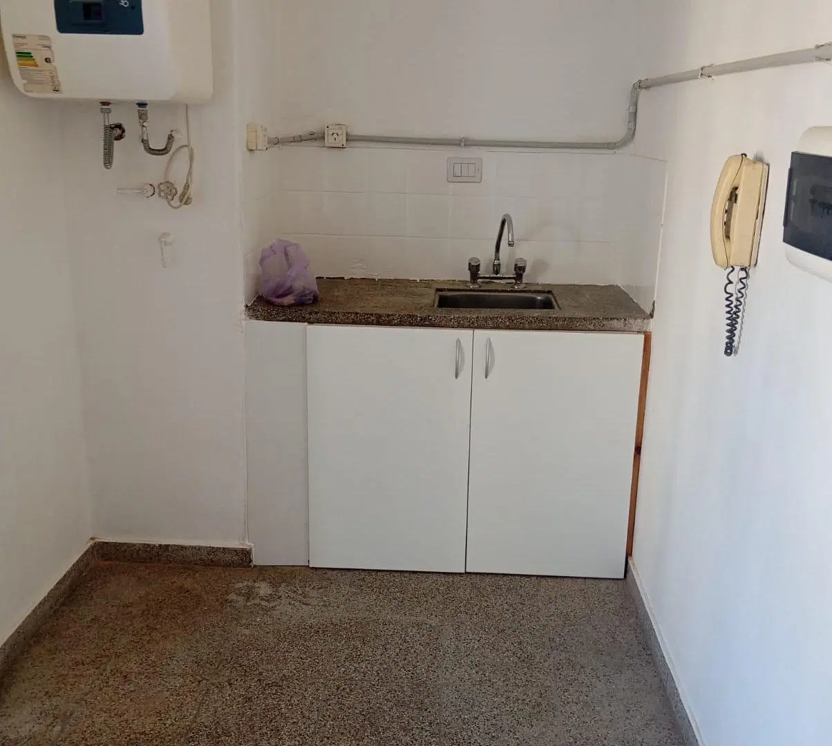 Depto en Alq de 1 dor -Colombre 944 B San Martín 5