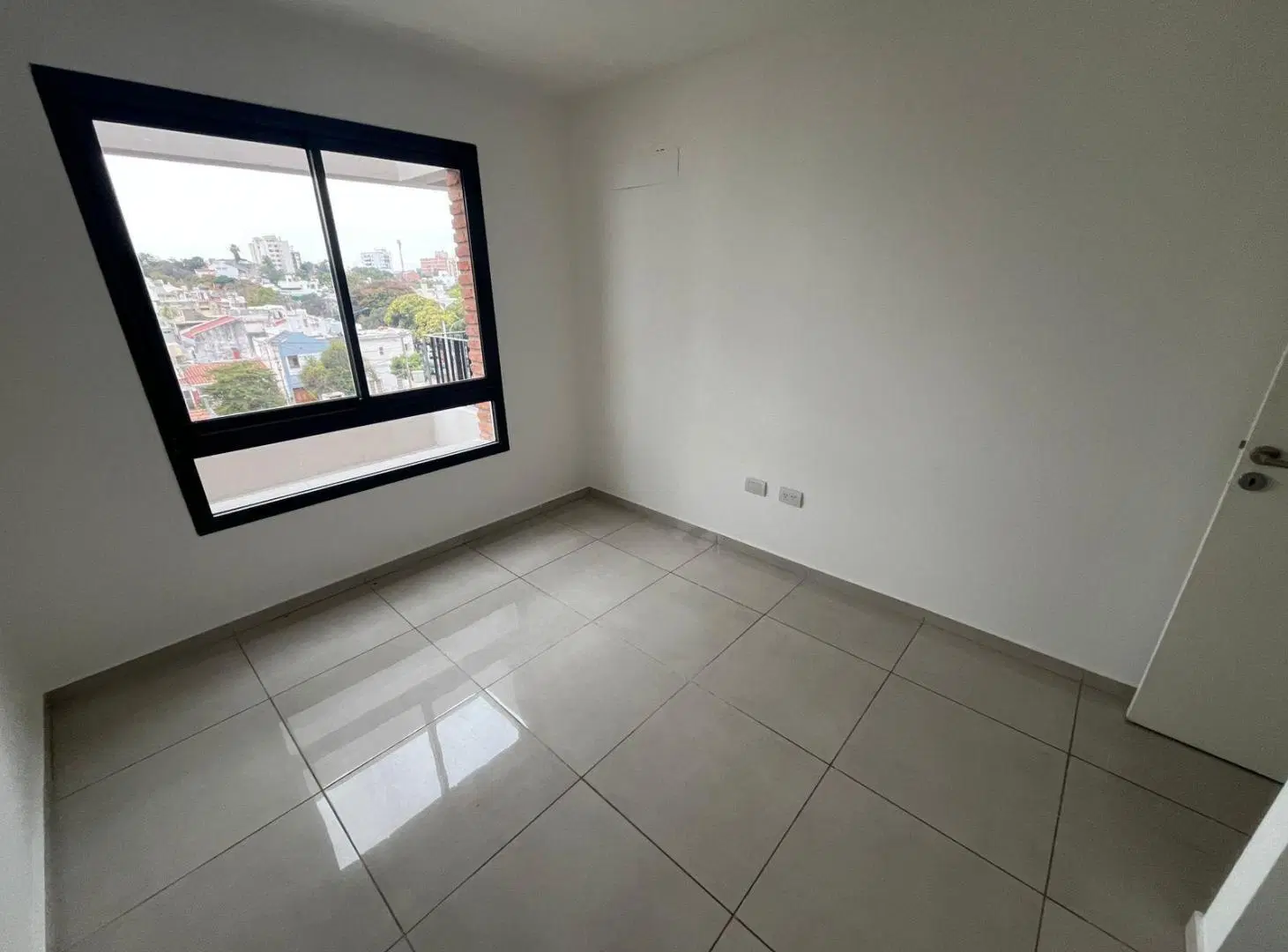 Alquiler de departamneto 1 dormitorio en general paz 3