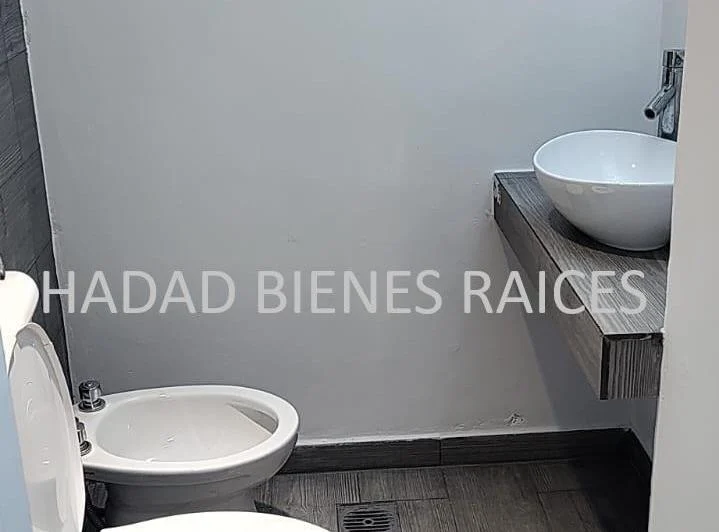 ALQUILO DEPARTAMENTO DOS DORMITORIOS CON COCHERA  4