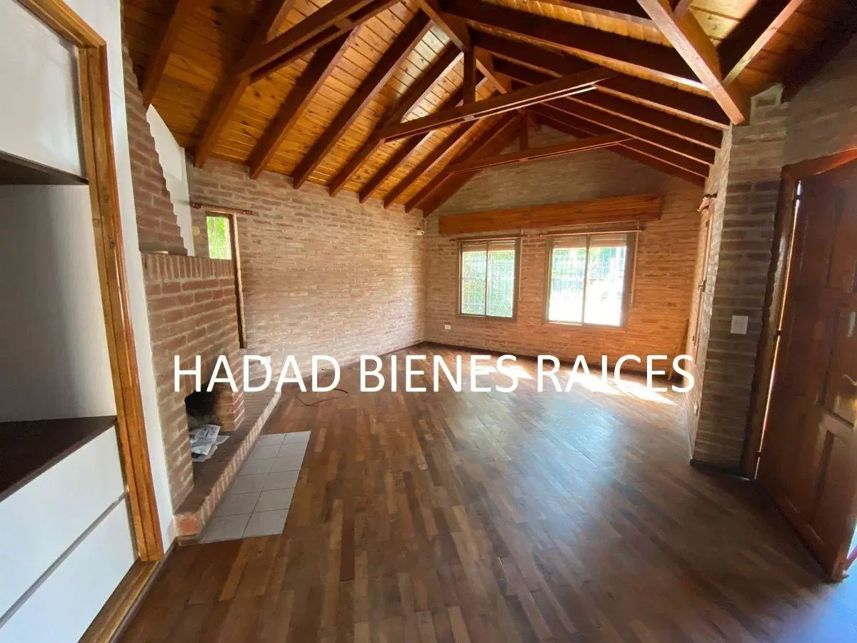 Vendo casa tres dormitorios Granja de Funes 4