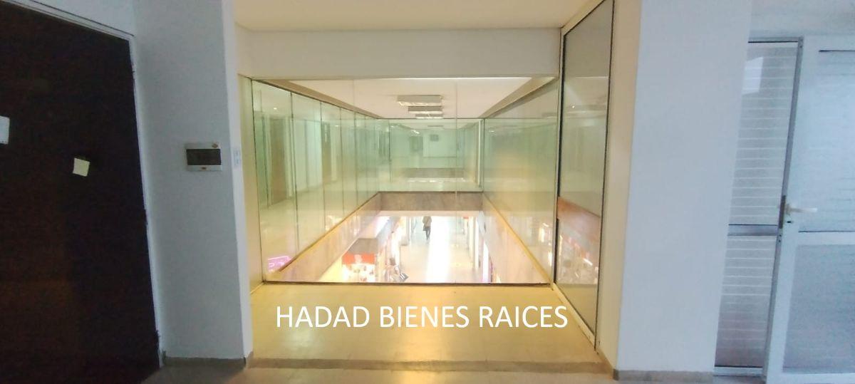Foto de ALQUILO OFICINA GALERIA PLANETA 110 MTS2, imagen 4