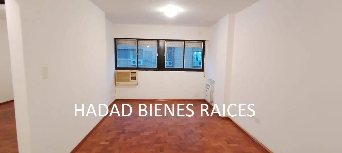 Alquilo departamento sobre Av. Maipu 3