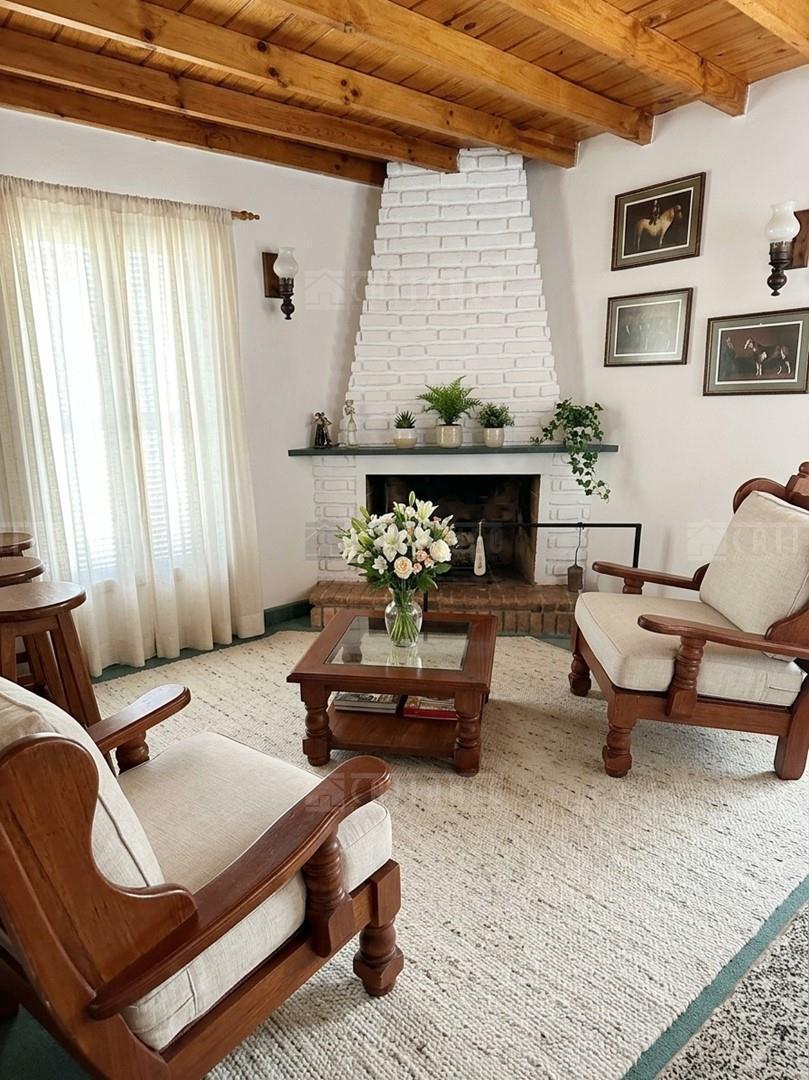 Foto de Casa en Venta en La Martona, Cañuelas, Resto de la Provincia, imagen 3