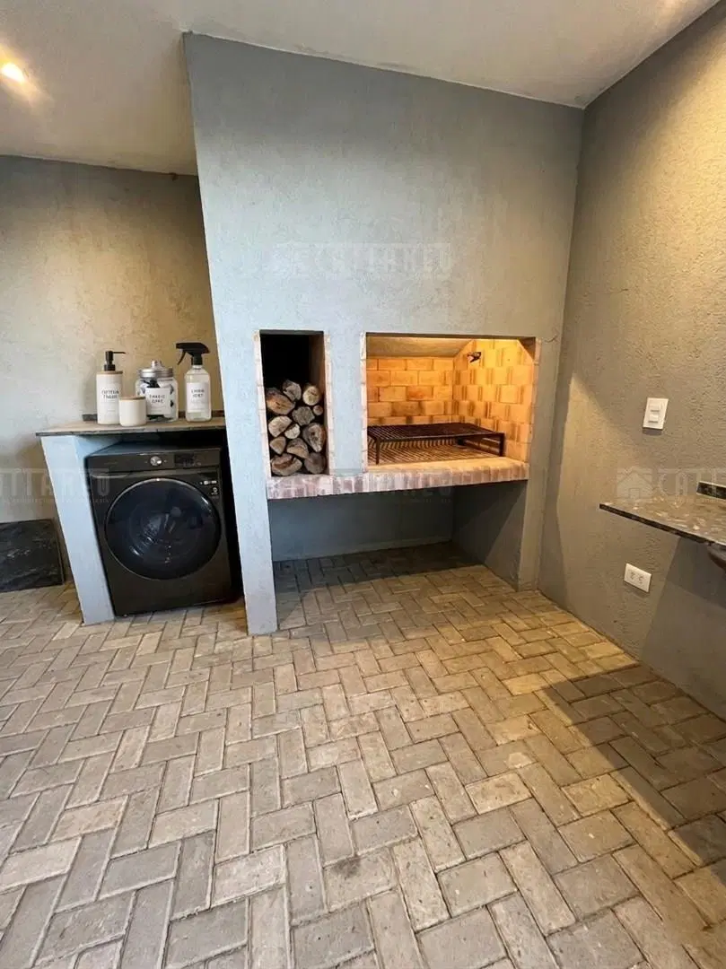 Casa  en Venta en Alejandro Petion, Cañuelas, Resto de la Provincia 3