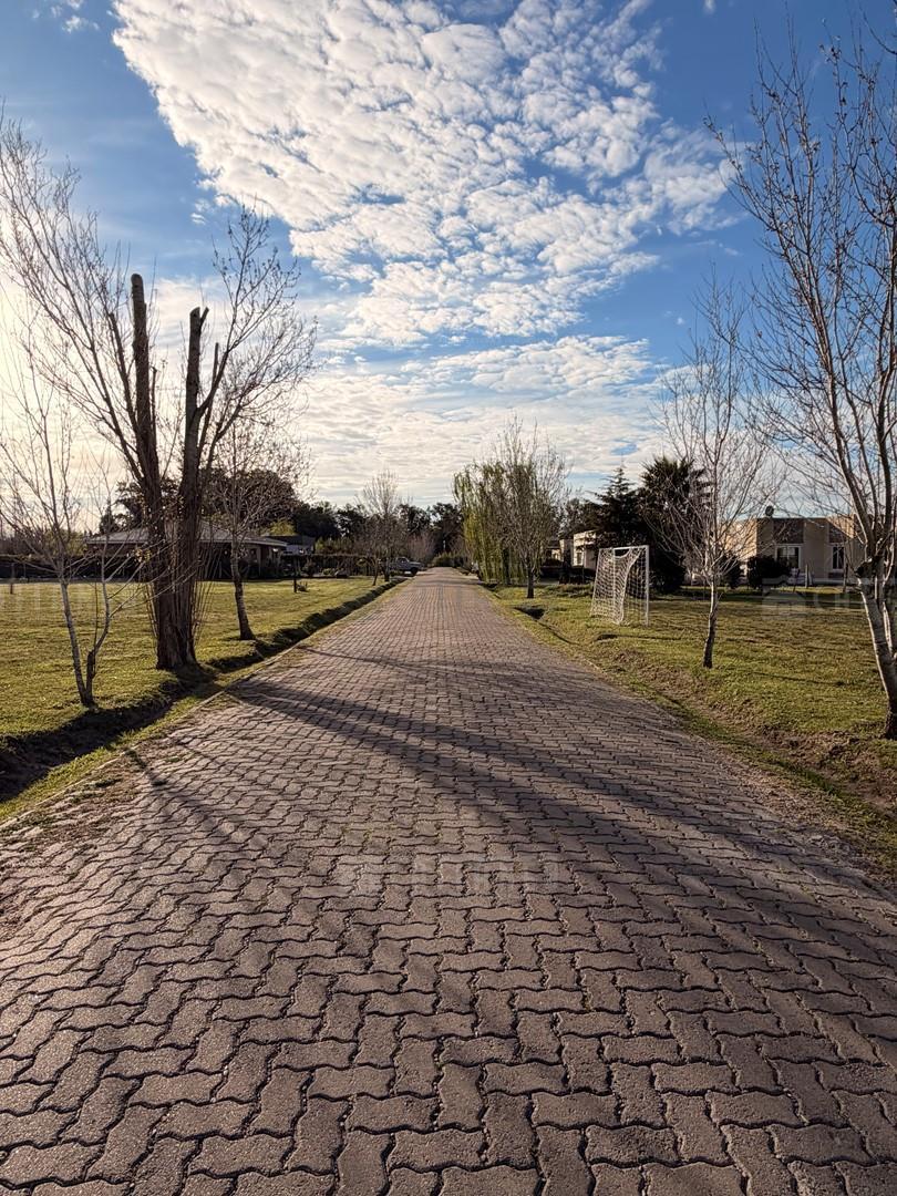 Foto de Terreno Lote en Venta en Lomas de Petion, Cañuelas, Resto de la, imagen 3