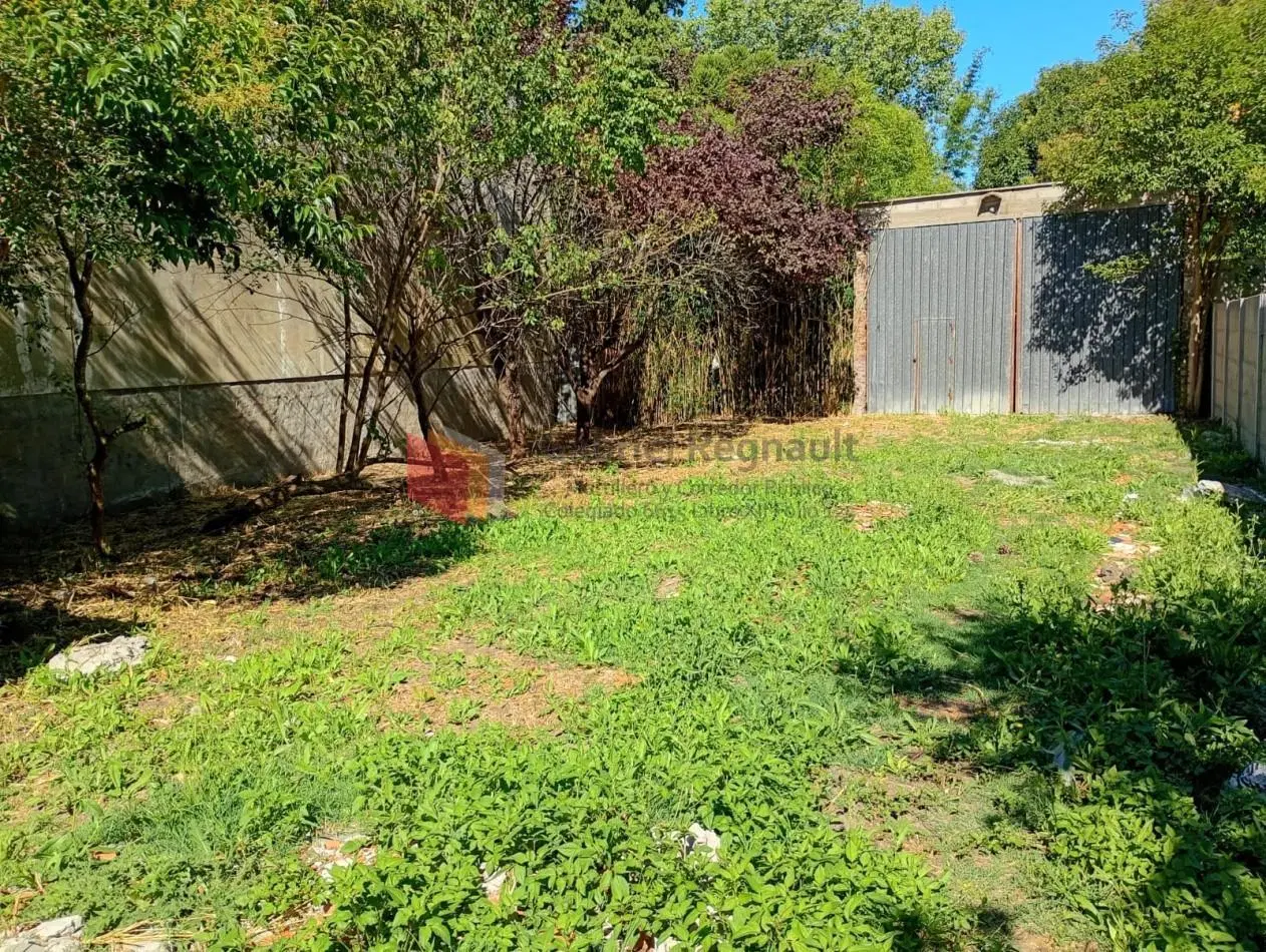 Lote calle 39 entre Av. Montevideo y Corrientes 2