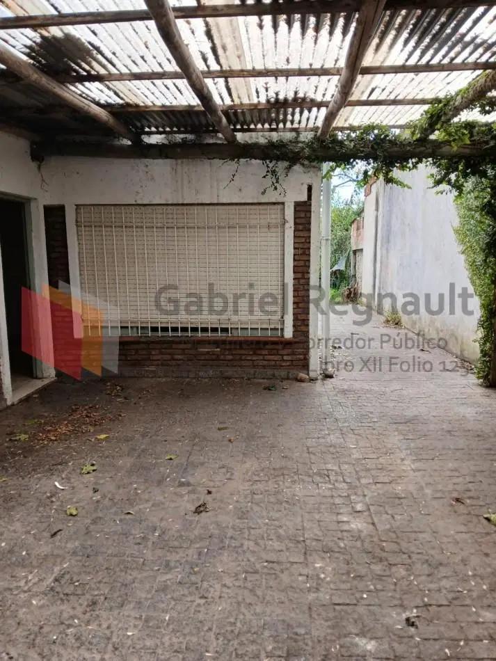 Casa calle 426 e/ Camino Centenario y 5 5