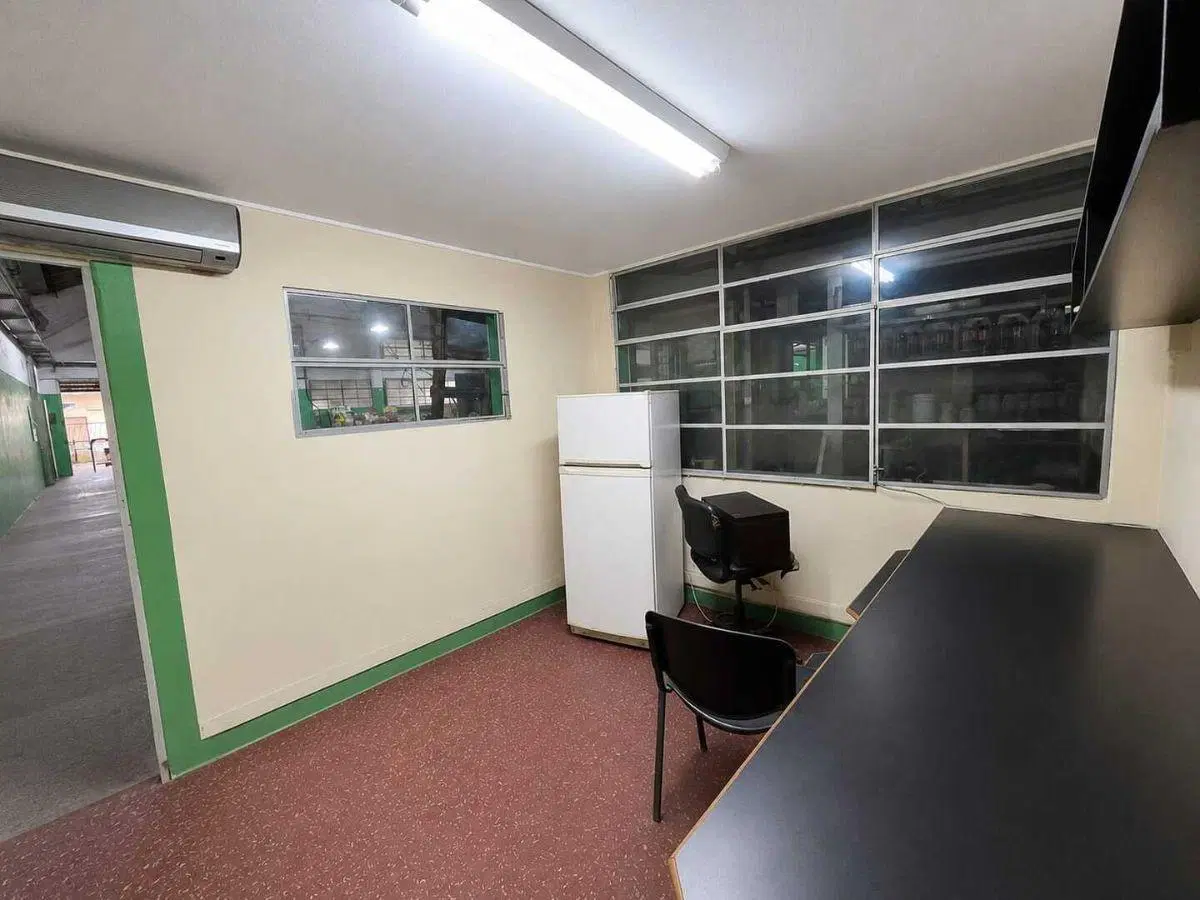 Galpón / Depósito en venta – Quilmes 5