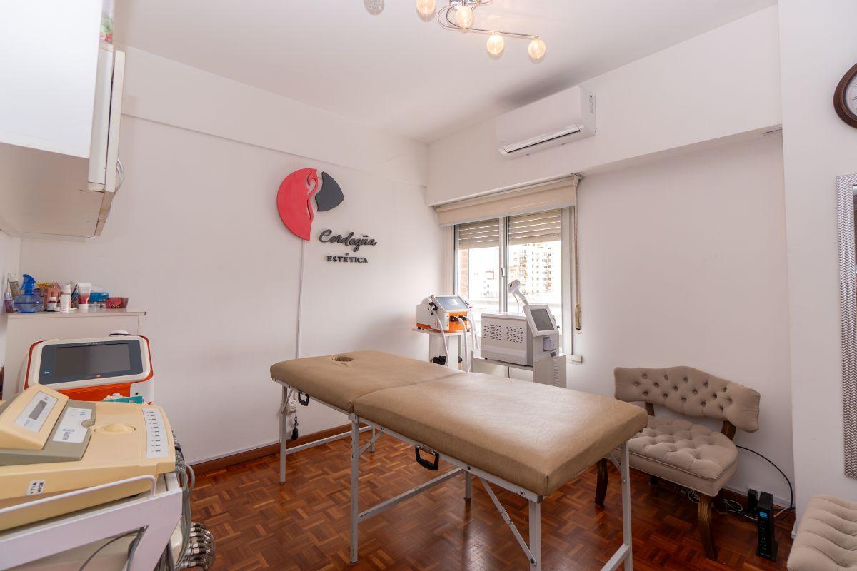 Foto de Departamento de 4 Dormitorios en venta con Cochera Cubierta y Balcón, imagen 1